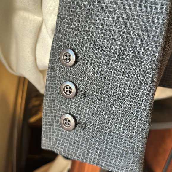 Amanda & Chelsea smart grey jacket size small NWTs - Picture 2 of 5